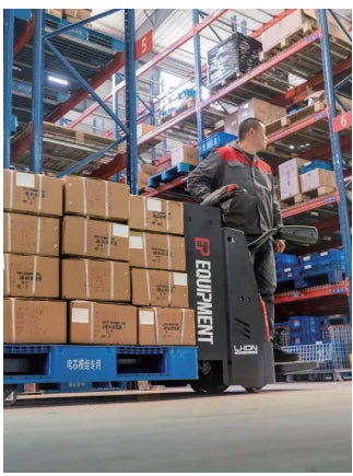 Der RPL201(H) bietet eine Hochgeschwindigkeitsoption, die die Produktivität in großen Lagern und Logistikzentren verbessert. Dadurch können Bediener Paletten schneller transferieren, ohne Sicherheit oder Kontrolle zu opfern.